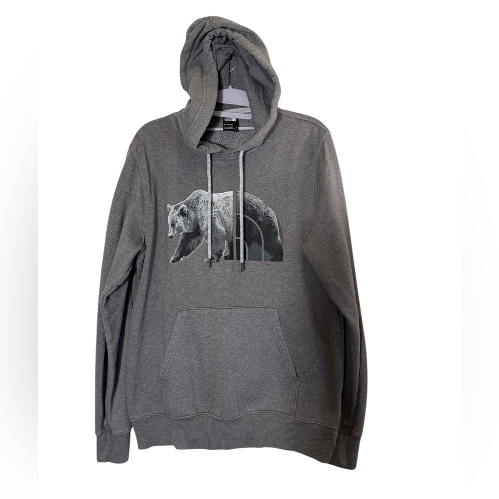 The North Face TNF™ Men’s Gray Hoodie with Bear Graphic Sz M